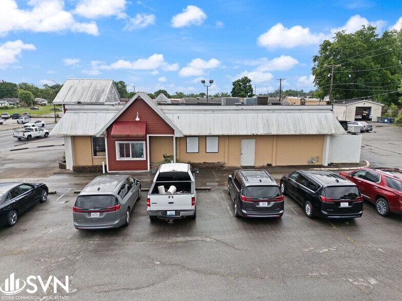 More Photos Of 2303 Ft. Campbell Blvd, Hopkinsville General Retail For Sale