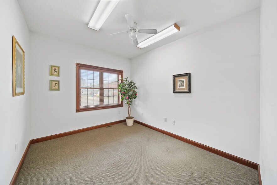 More Photos Of 104 Main St, Waldron Office Residential For Sale