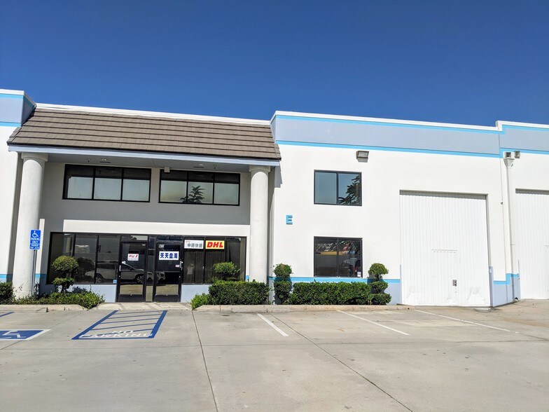 More Photos Of 9528 E Rush St, South El Monte Manufacturing For Lease