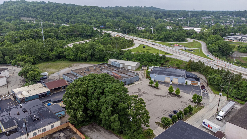 More Photos Of 3717 Jonlen Dr, Fairfax Flex For Lease