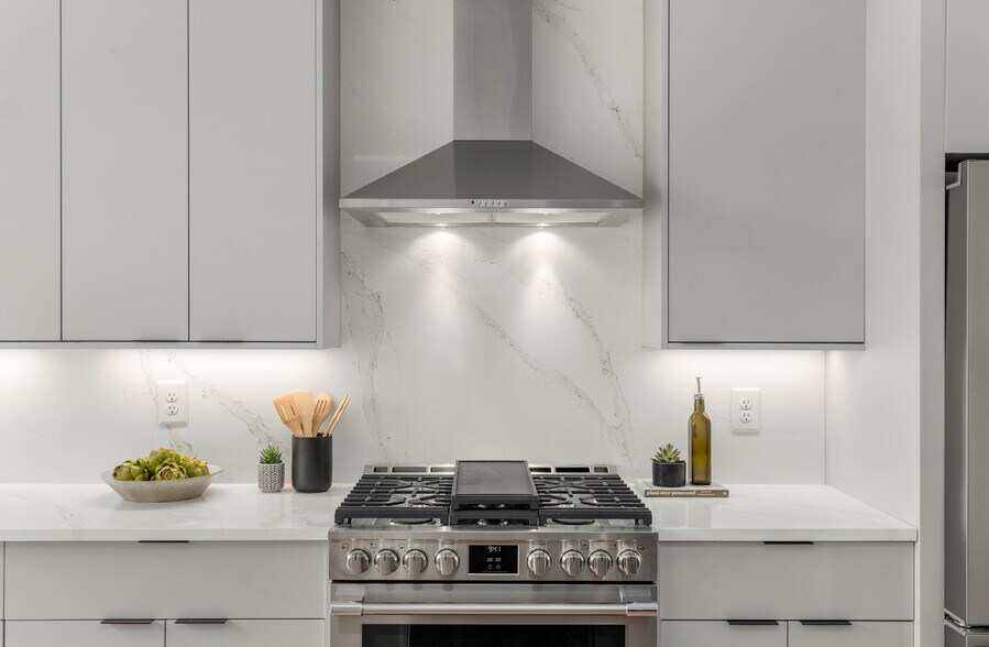 More Photos Of 105 Georgia Ave SE, Atlanta Apartments For Sale