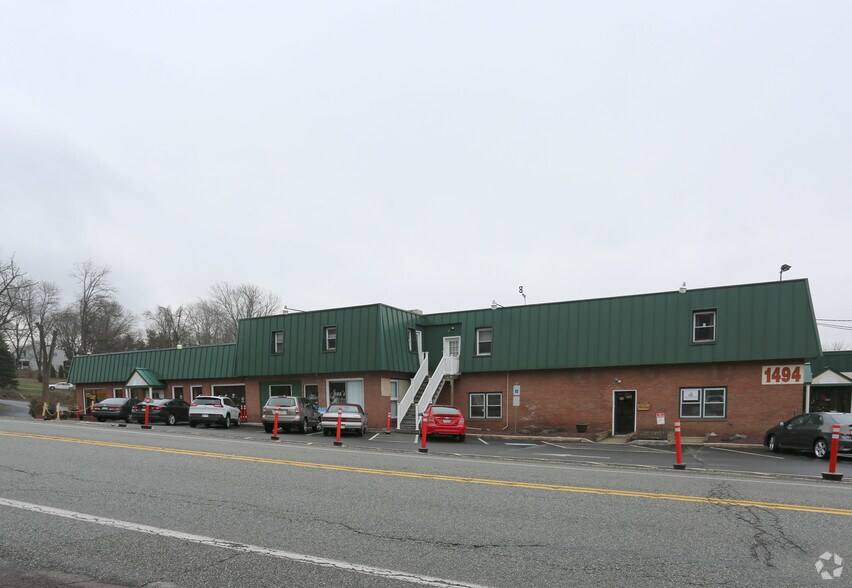 More Photos Of 1494 N Charlotte St, Pottstown General Retail For Lease