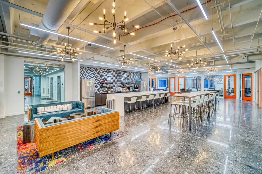 More Photos Of 1801 Broadway, Denver Office For Lease