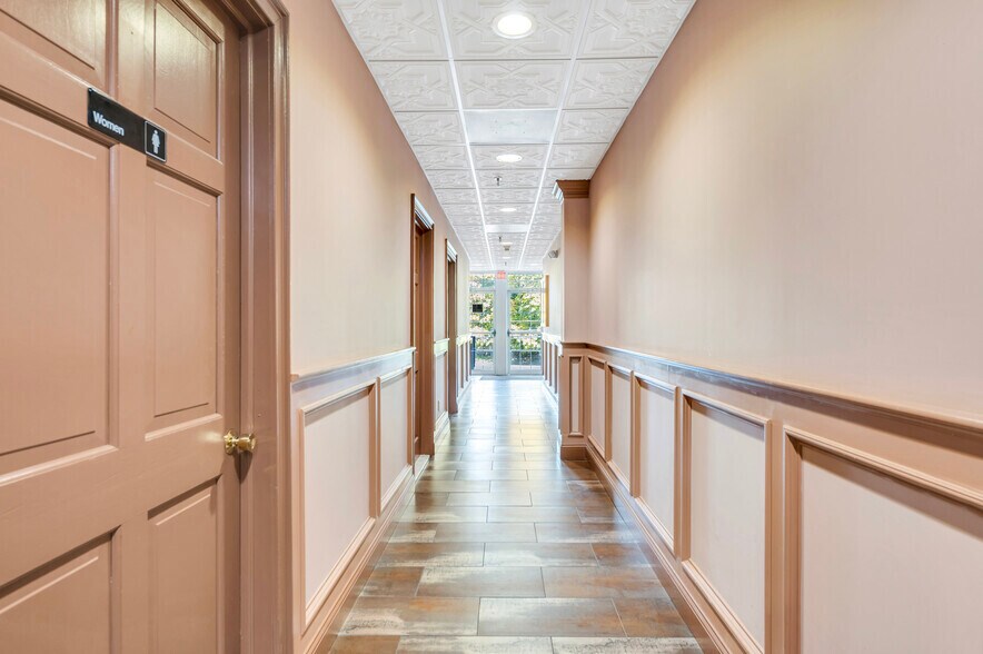 More Photos Of 646 Main St, Port Jefferson Medical For Sale