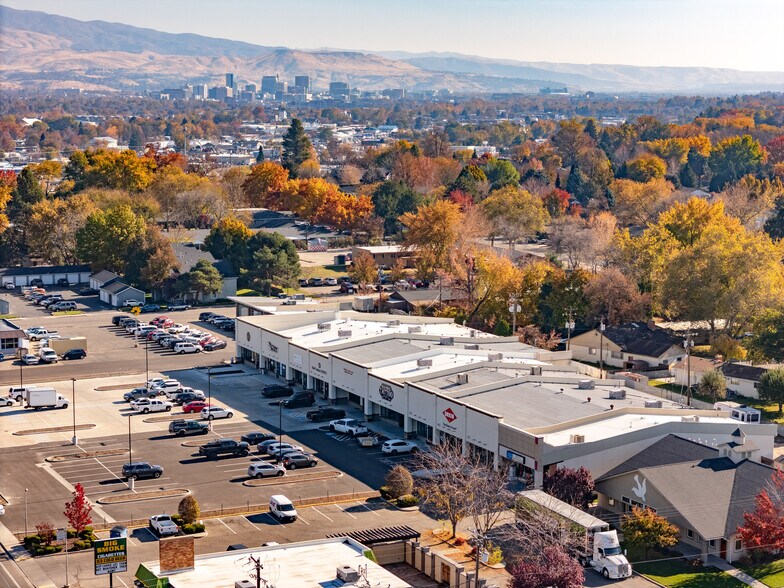 More Photos Of 6421-6517 W Ustick Rd, Boise Freestanding For Sale