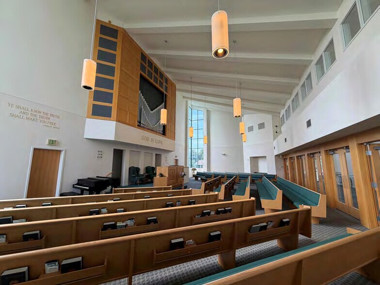 More Photos Of 640 Blairs Ferry Rd NE, Cedar Rapids Religious Facility For Sale