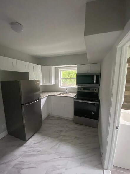 More Photos Of 57 Turner St, Mantua Apartments For Sale