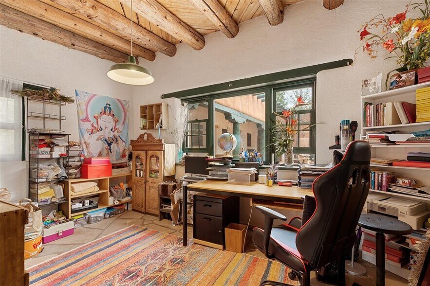 More Photos Of 18 Destierro Trail, Santa Fe Lodge Meeting Hall For Sale