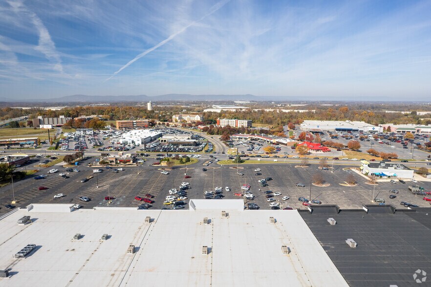 More Photos Of 1701-1729 Massey Blvd, Hagerstown Unknown For Lease