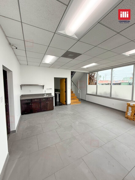 More Photos Of 4363 Woodman Ave, Sherman Oaks Loft Creative Space For Sale