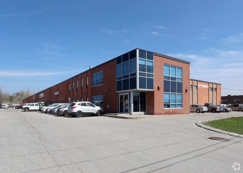 Primary Photo Of 45 Rodinea Rd, Vaughan Warehouse For Lease