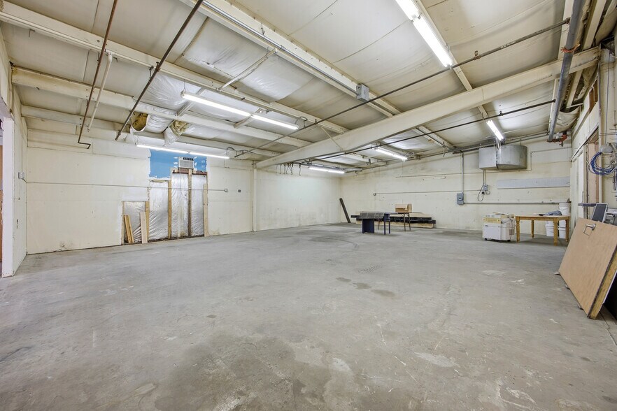 More Photos Of 217 Meridian Rd, Mapleton Warehouse For Sale