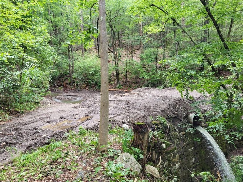 More Photos Of 8 Henry Rd, Cragsmoor Land For Sale