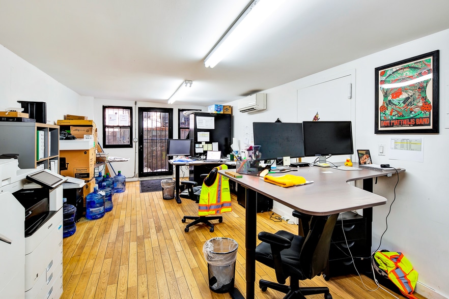 More Photos Of 249 E Houston St, New York Apartments For Lease