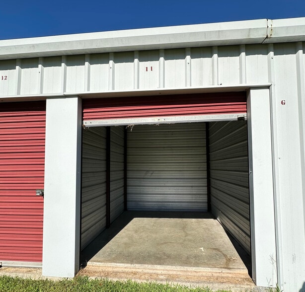 More Photos Of 4041 Davis hwy, Louisa Specialty For Sale