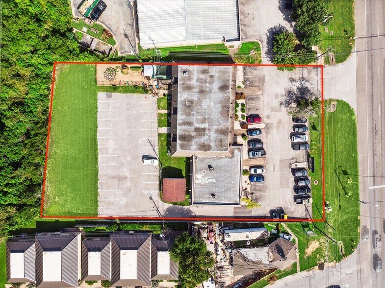 More Photos Of 8305 Hwy 71 W, Austin Storefront Retail Office For Lease