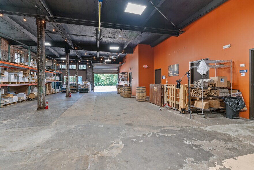More Photos Of 104 S Water St, West Newton Distribution For Sale