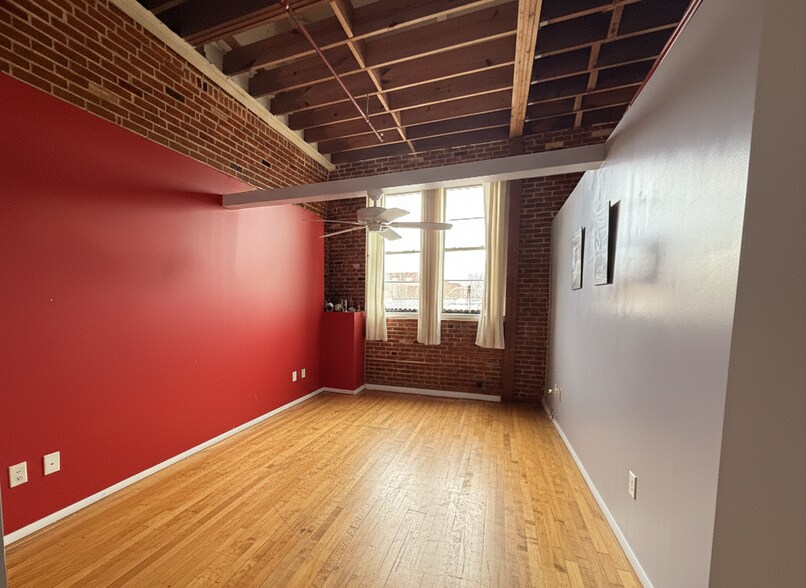 More Photos Of 122 E Innes St, Salisbury Storefront Retail Residential For Sale