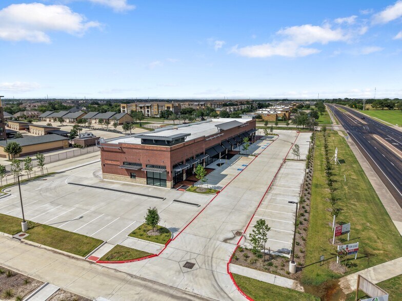 More Photos Of 3339-3349 University Drive, Bryan General Retail For Lease