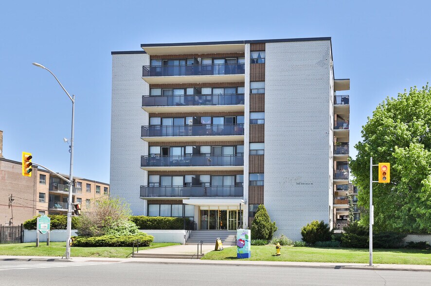 More Photos Of 1059 Don Mills Rd, Toronto Apartments For Sale