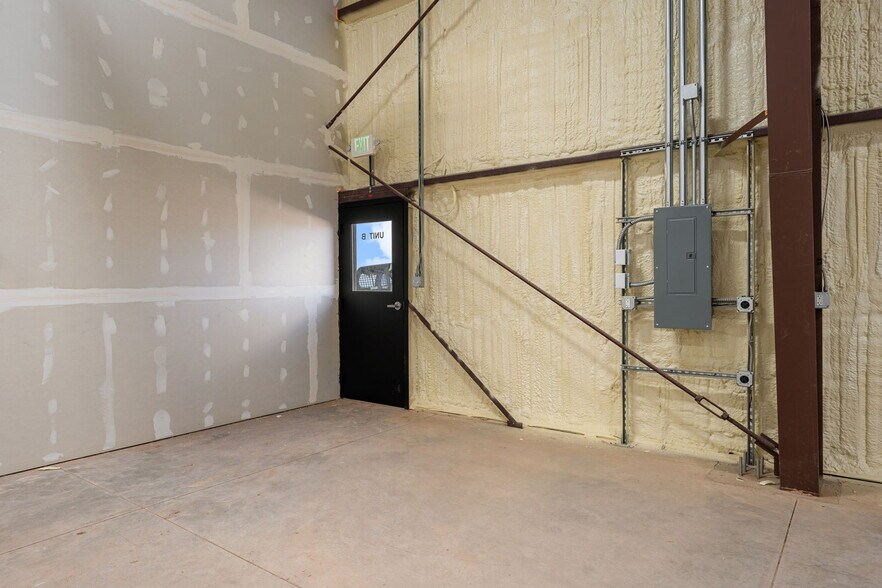 More Photos Of 3709 5650 w, Cedar City Industrial For Sale