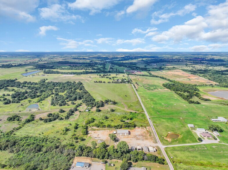 More Photos Of 10910 N County Road 3010, Lindsay Warehouse For Sale