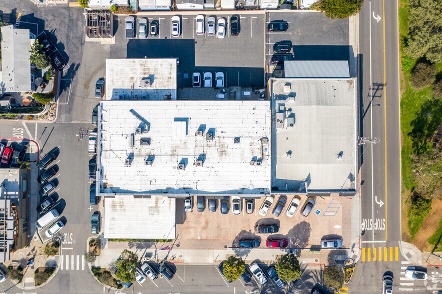 More Photos Of 555 Pier Ave, Hermosa Beach Storefront Retail Office For Lease