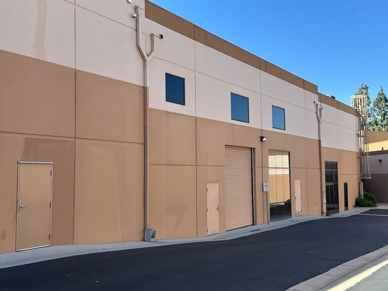 More Photos Of 11415 W Bernardo Ct, San Diego Research And Development For Lease