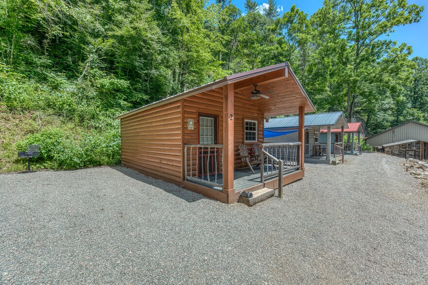 More Photos Of 5340 US-321, Butler Specialty For Sale