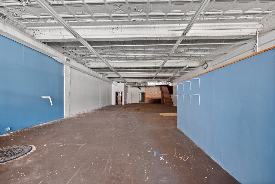 More Photos Of 1850 Church St, Appomattox Bar For Sale