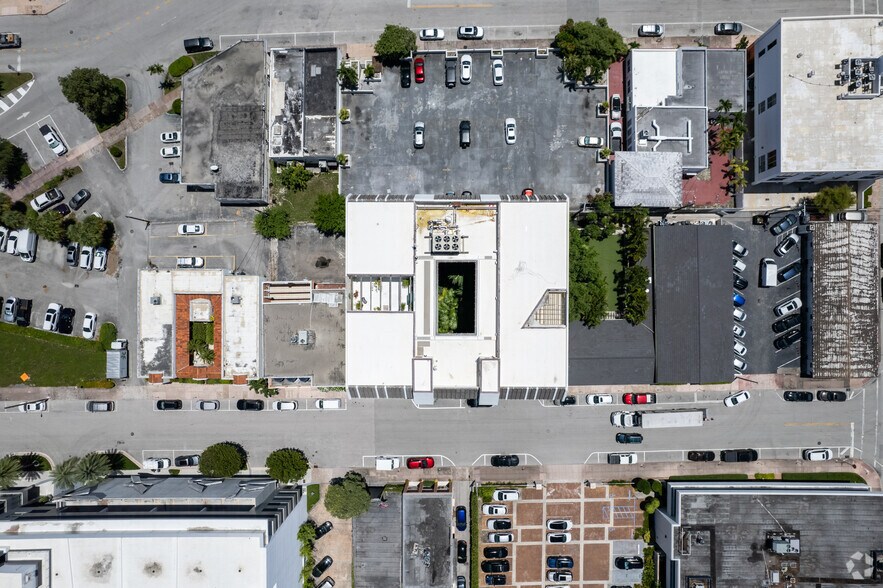 More Photos Of 250 Catalonia Ave, Coral Gables Office For Lease