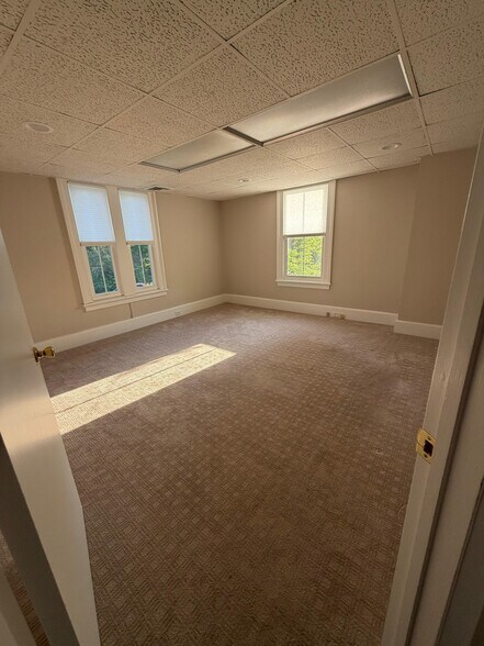 More Photos Of 39 Smith Ave, Mount Kisco Medical For Lease
