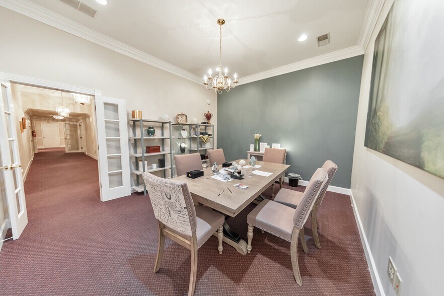 More Photos Of 1408 Canton Rd, Marietta Funeral Home For Sale