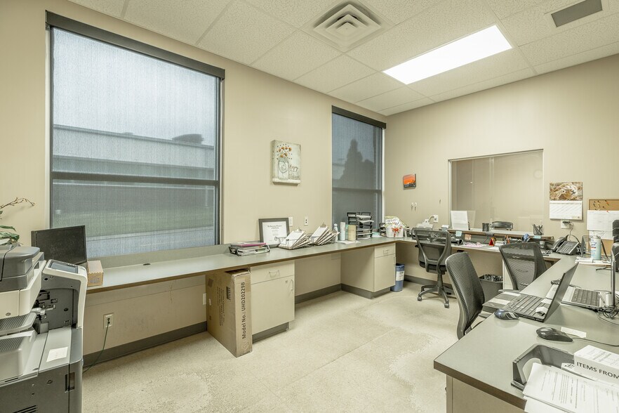 More Photos Of 1726 Gunbarrel Rd, Chattanooga Medical For Lease