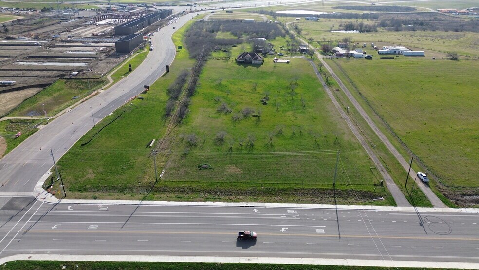 7710 Elroy rd, Del Valle, TX 78617 Land For Sale