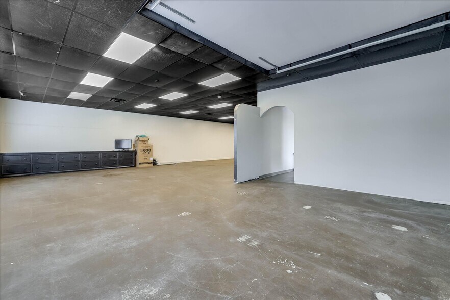 More Photos Of 1010 Druid Park Ave, Augusta Freestanding For Sale