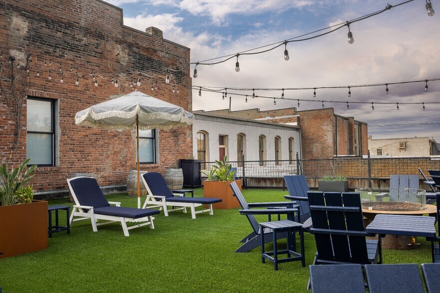 More Photos Of 235 E Main St, Dayton Hospitality For Sale