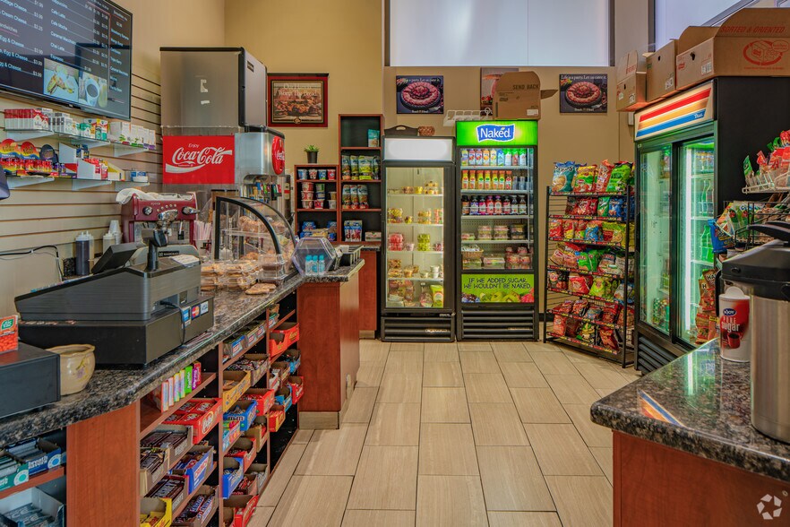 More Photos Of 3200 N Central Ave, Phoenix Office For Lease