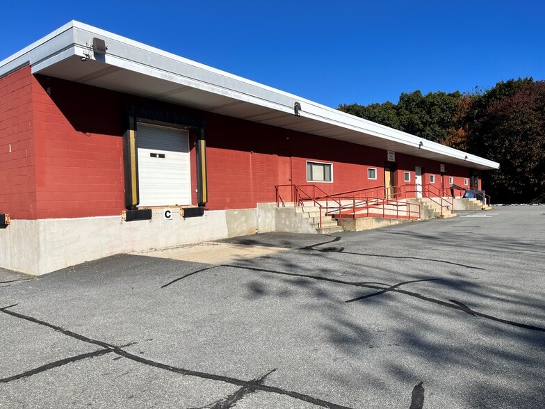 More Photos Of 1370 Elmwood Ave, Cranston Manufacturing For Sale