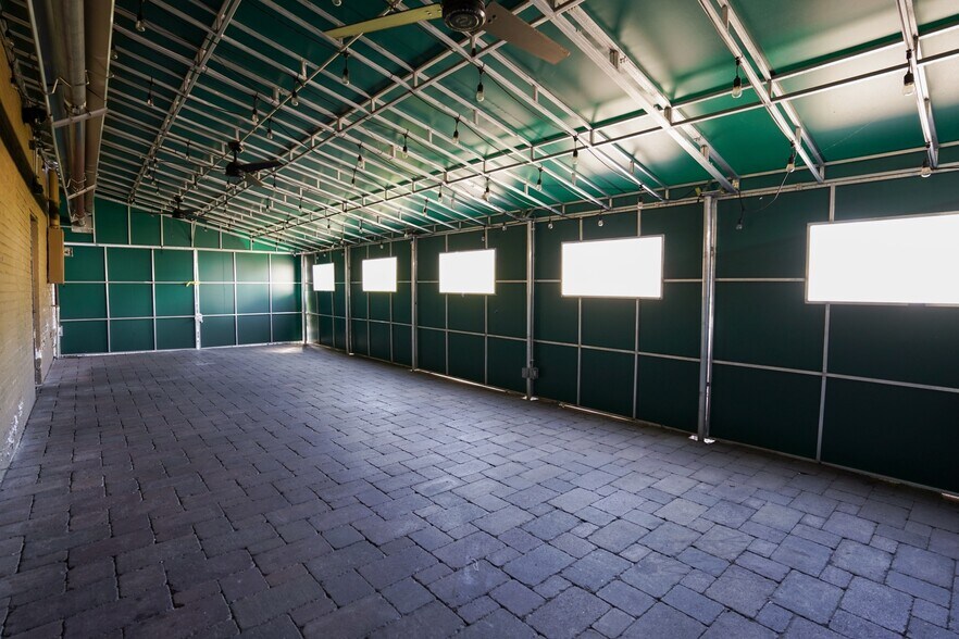 More Photos Of 1825 W Main St, Fort Wayne General Retail For Lease