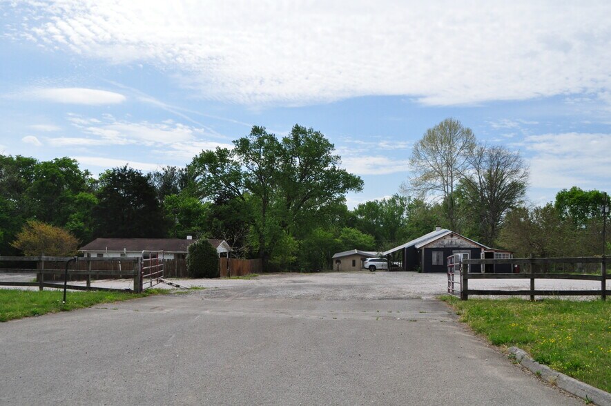 Primary Photo Of 7250 Rutledge Pike, Knoxville Land For Sale