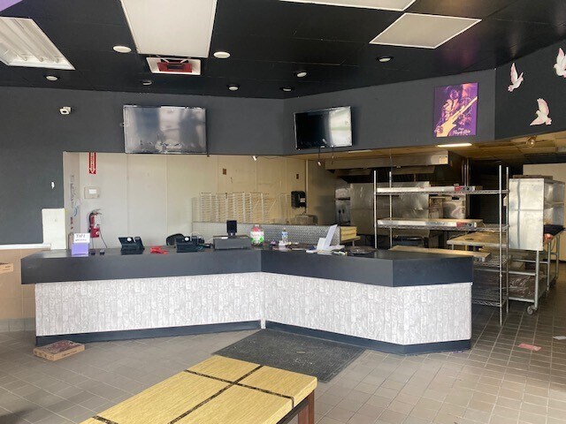 More Photos Of 1134 7th St NW, Rochester Unknown For Lease