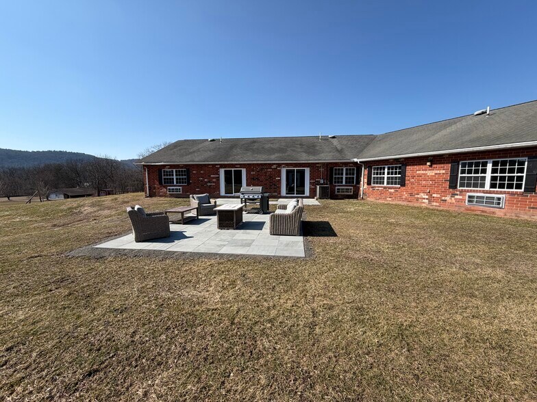 More Photos Of 43850 US 6, Wyalusing Apartments For Sale