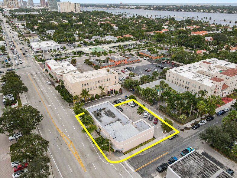 More Photos Of 2730 S Dixie Hwy, West Palm Beach Freestanding For Sale