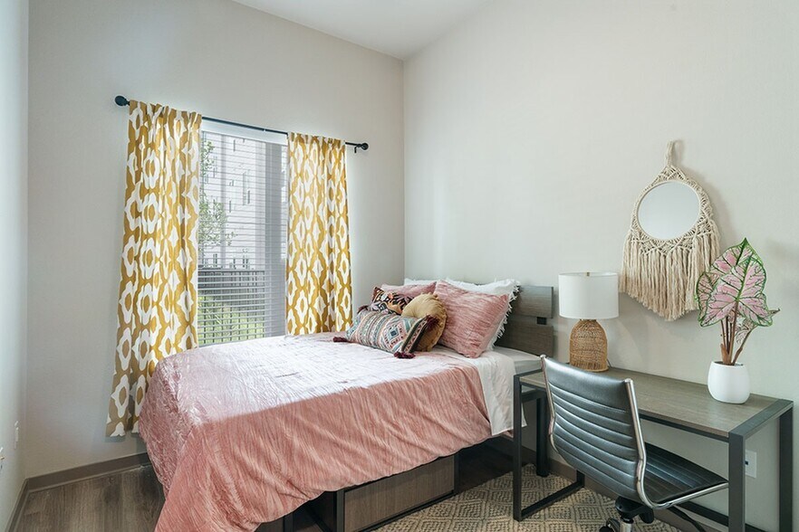 More Photos Of 3000 Northside Blvd, Richardson Multifamily For Sale