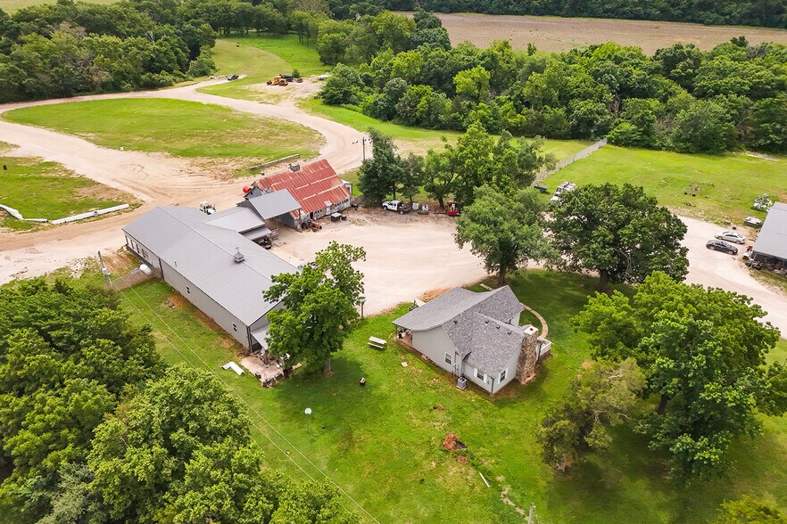 More Photos Of 1663 Georgia Rd, Humboldt Specialty For Sale