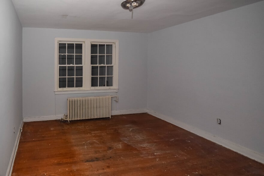 More Photos Of 2823 4th St NE, Washington Multifamily For Sale