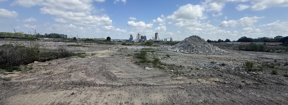 More Photos Of 1510 Columbia Nitrogen, Augusta Warehouse For Lease