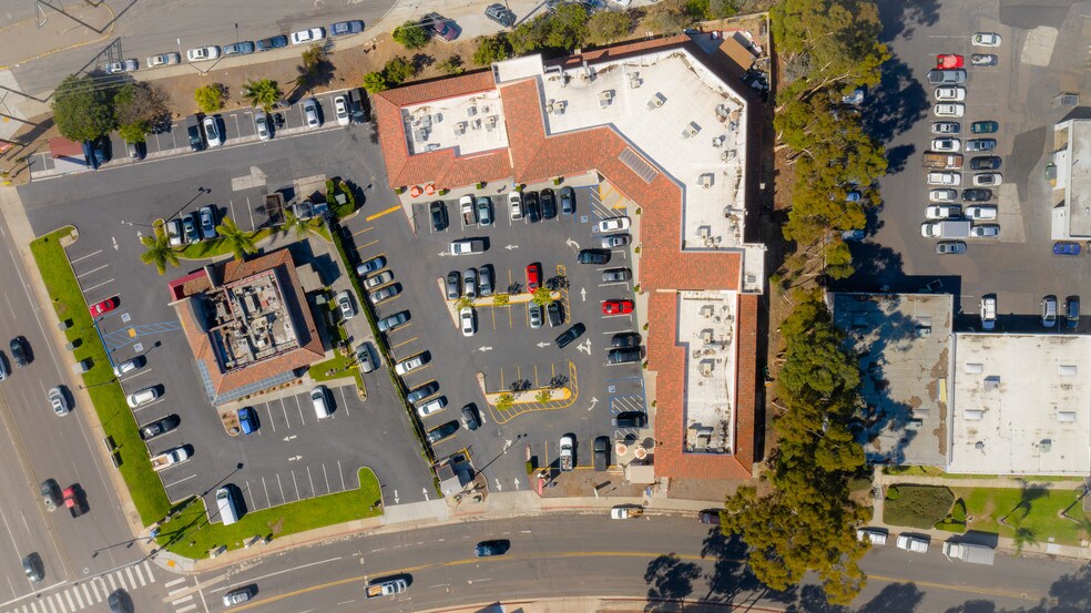 More Photos Of 6780 Miramar Rd, San Diego Freestanding For Lease