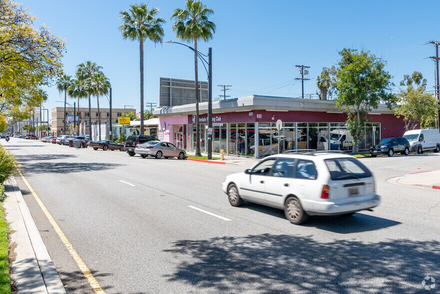 More Photos Of 601-603 S Brand Blvd, Glendale Storefront For Lease